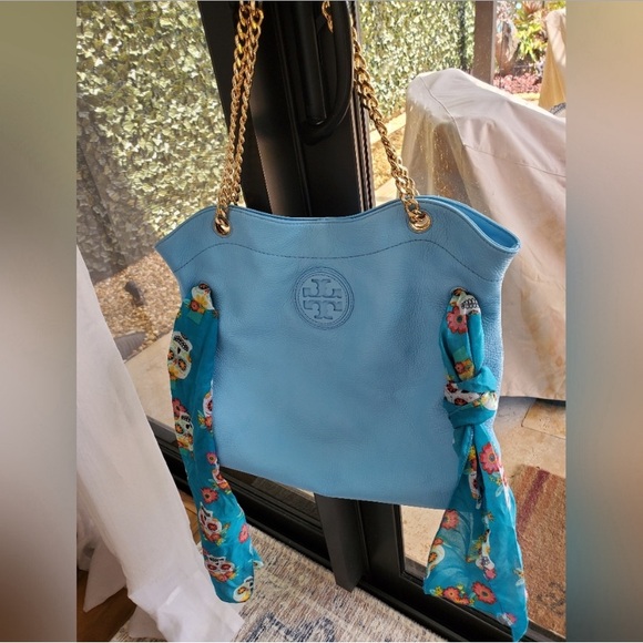 Tory Burch Baby Blue Marion Slouchy Tote - Picture 11 of 13